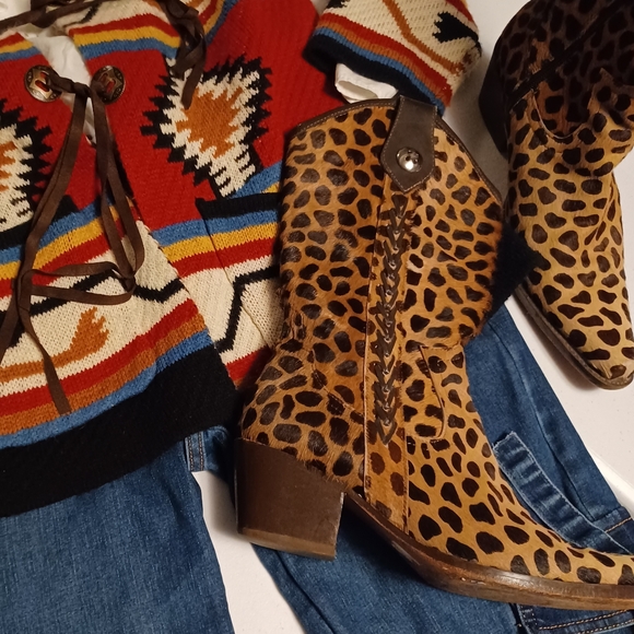 Pre-owned Rockwell Tharp 👢 👢 - Picture 2 of 16